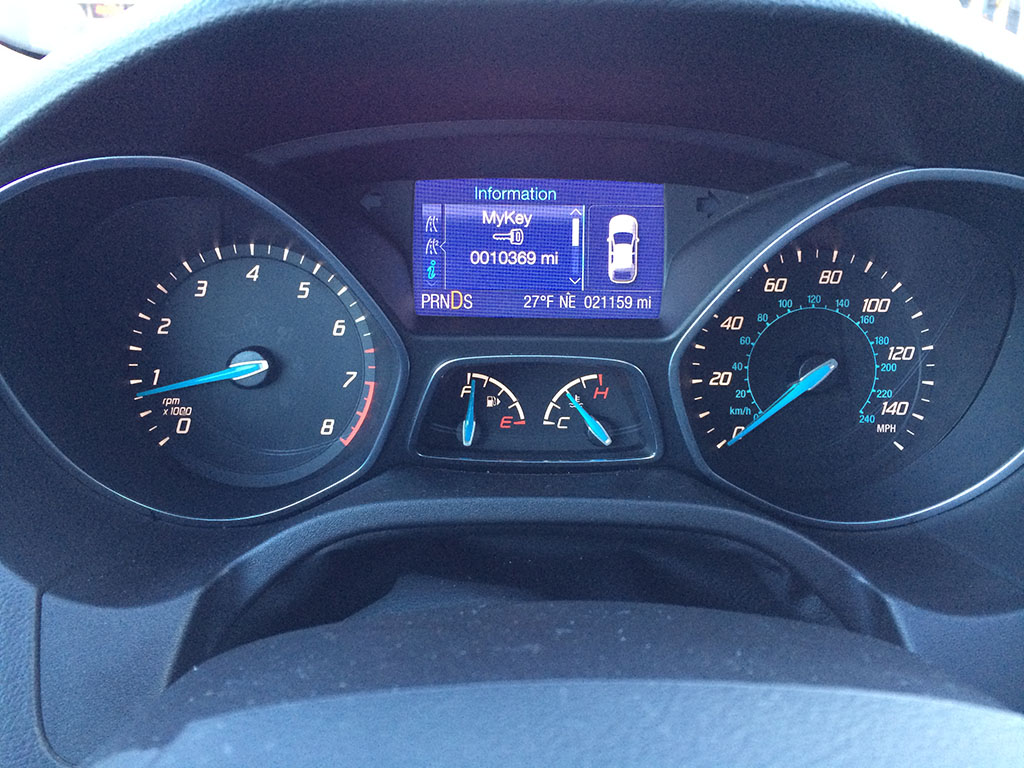 gauge cluster closeup