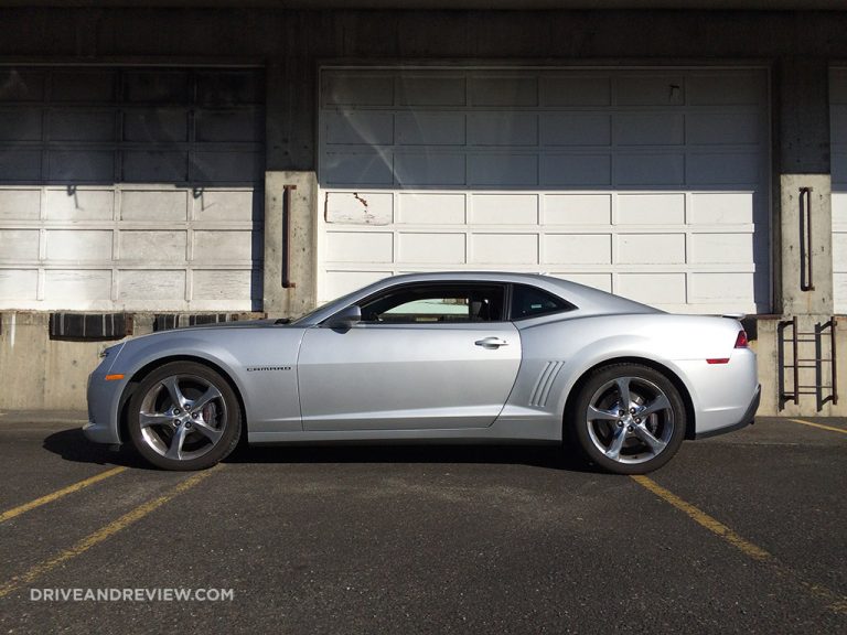 2015 Camaro SS side view