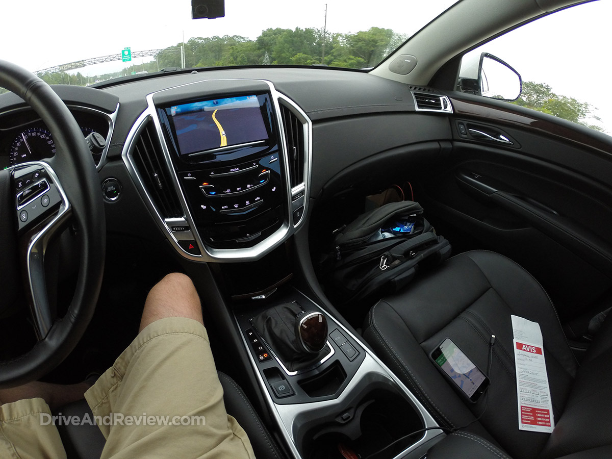 2016 cadillac SRX interior