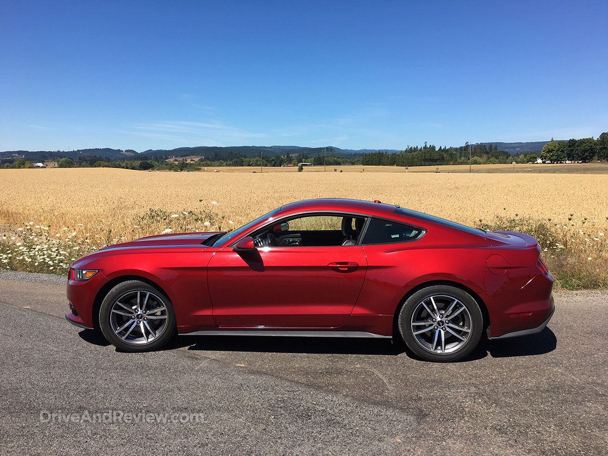 2015 EcoBoost mustang side view