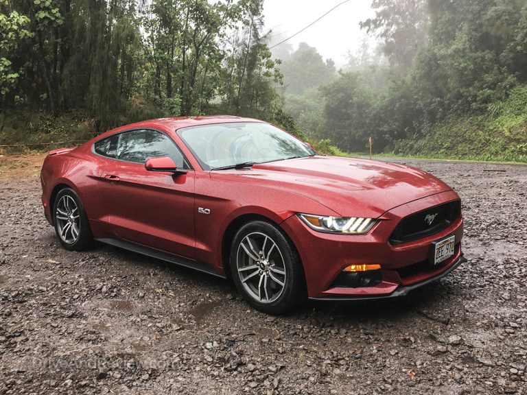 2016 Ford Mustang GT review (in Hawaii)