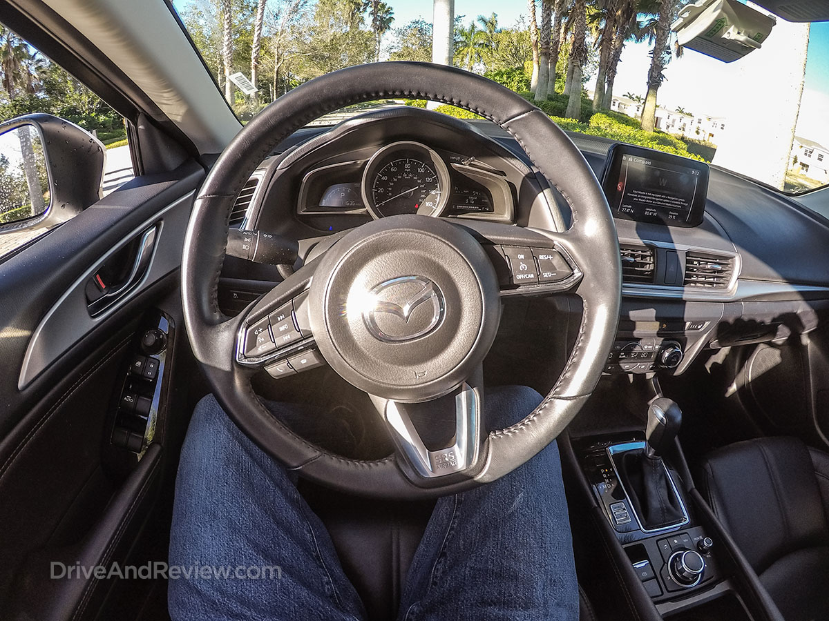 2017 Mazda 3 steering wheel 