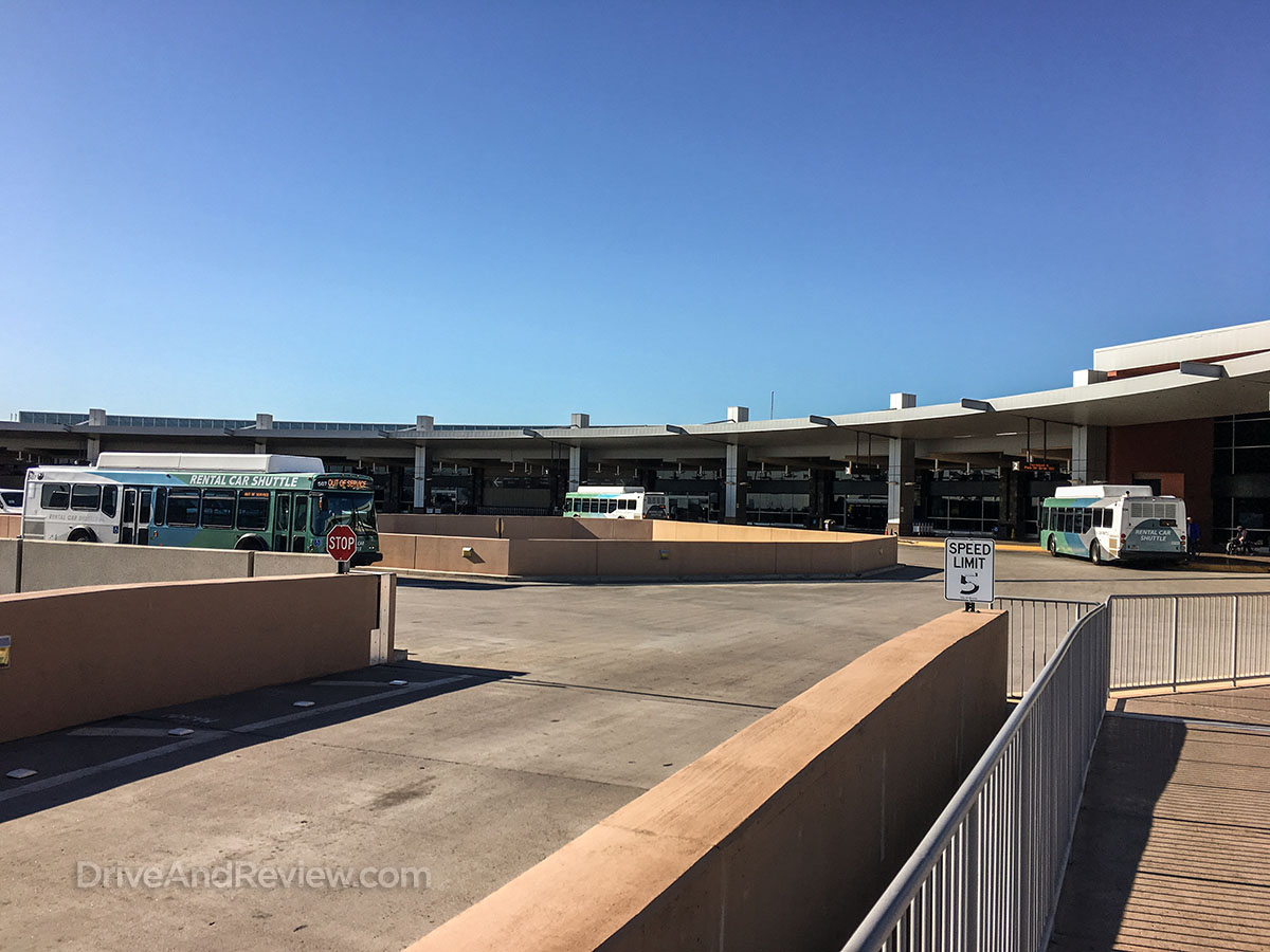 Phoenix airport rental car facility