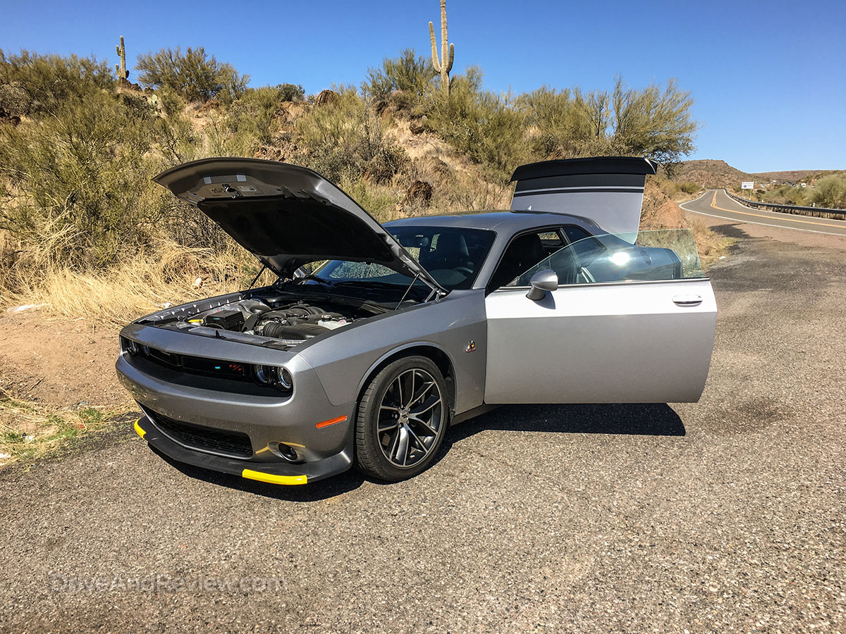 2018 dodge challenger open doors