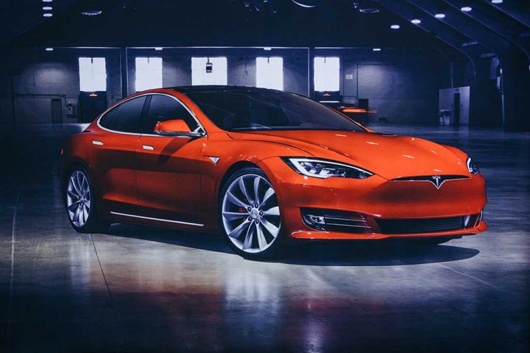 How to Test Drive a Tesla (5 super easy ways to get behind the wheel)