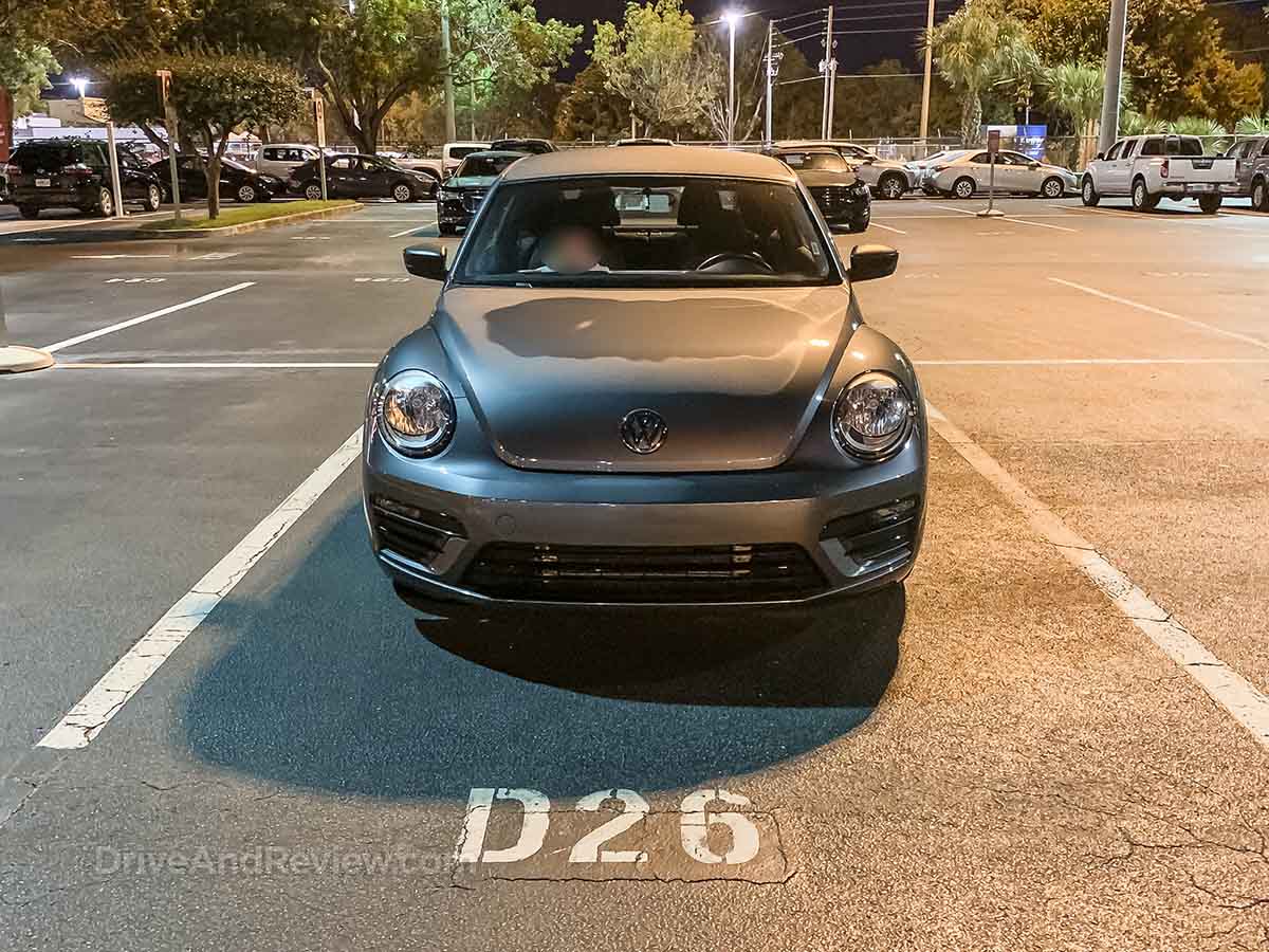 2018 Volkswagen Beetle front end