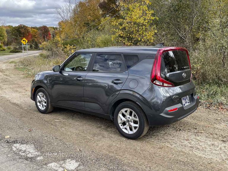 Kia Soul pros and cons (it was way easier to write the cons)