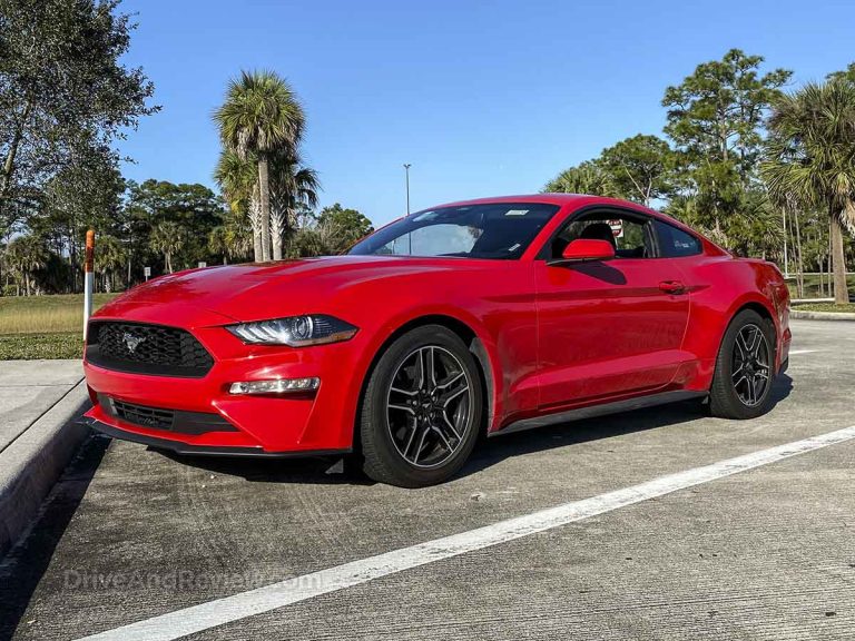 2021 Ford Mustang EcoBoost