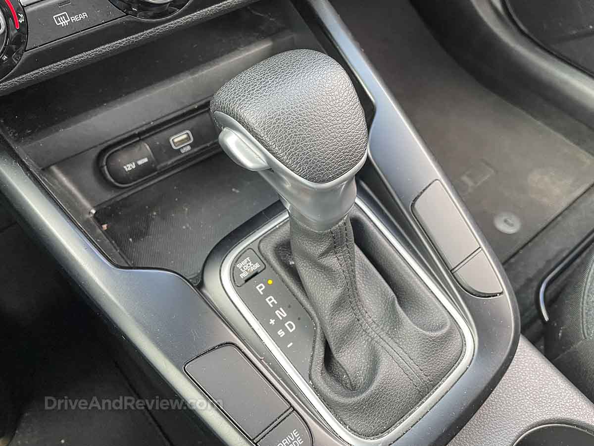 2021 Kia Soul center console