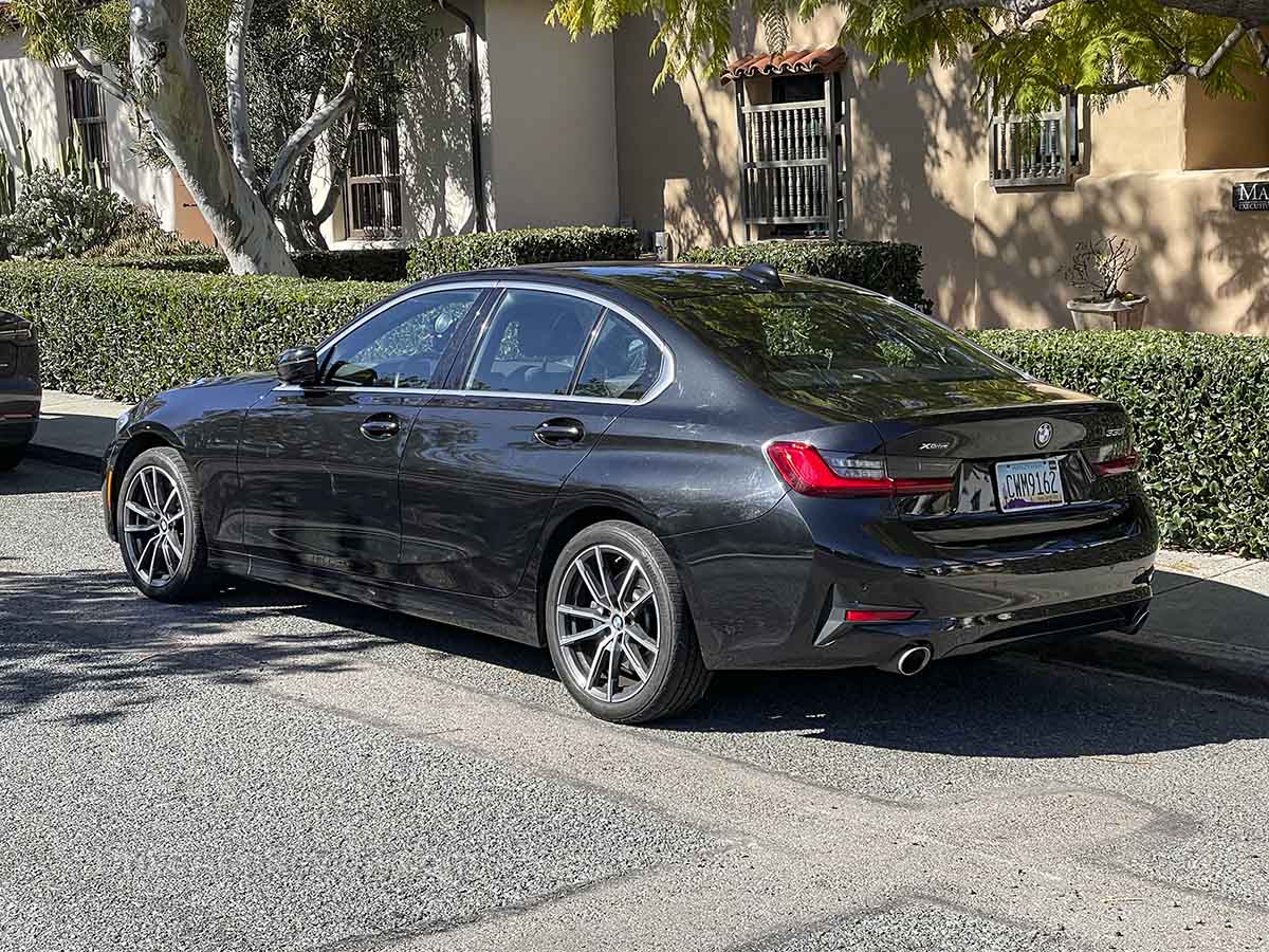 BMW 3 Series pros and cons stuff you probably don t want to hear DriveAndReview