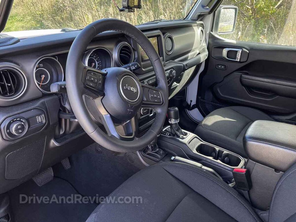 Jeep gladiator interior and dashboard