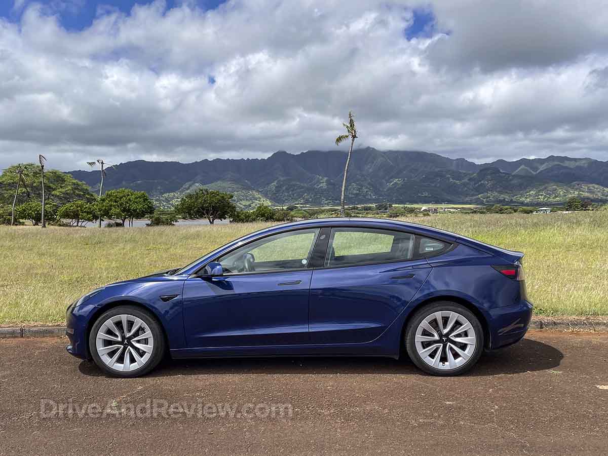 2023 Tesla Model 3 side view