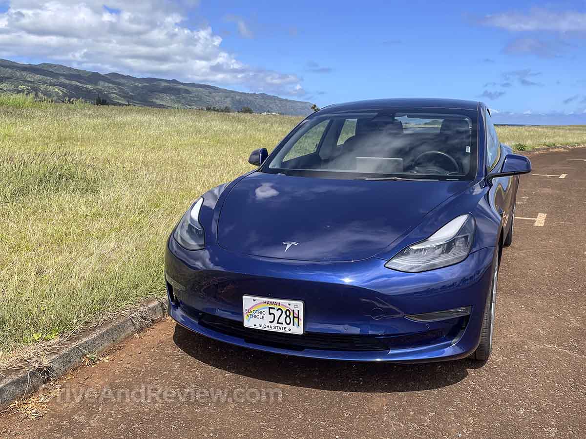 2023 Tesla Model 3 front view