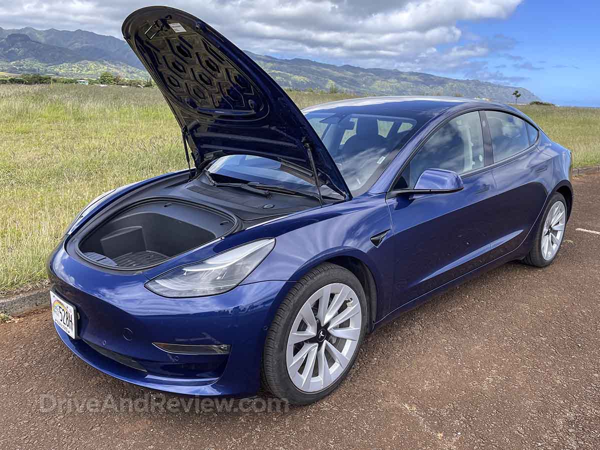 2023 Tesla Model 3 hood open