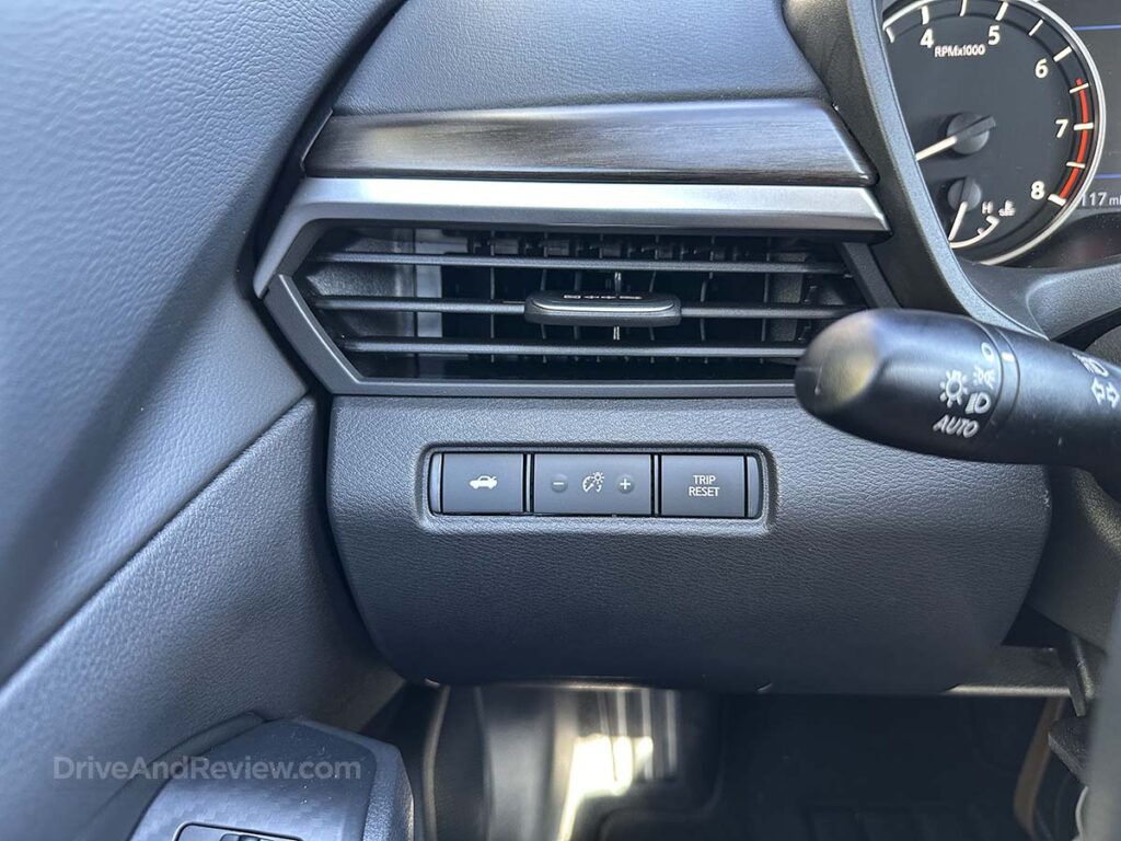 2026 Nissan Altima air vents in the dashboard