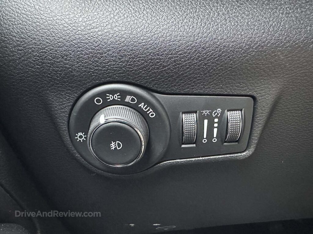 2025 Jeep Compass Trailhawk light control switches