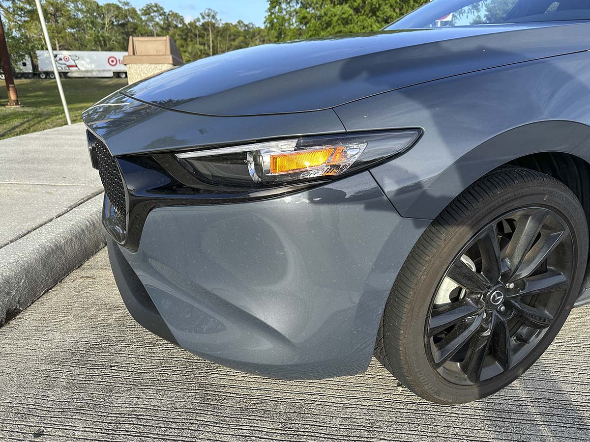 2026 Mazda 3 headlights and turn signals