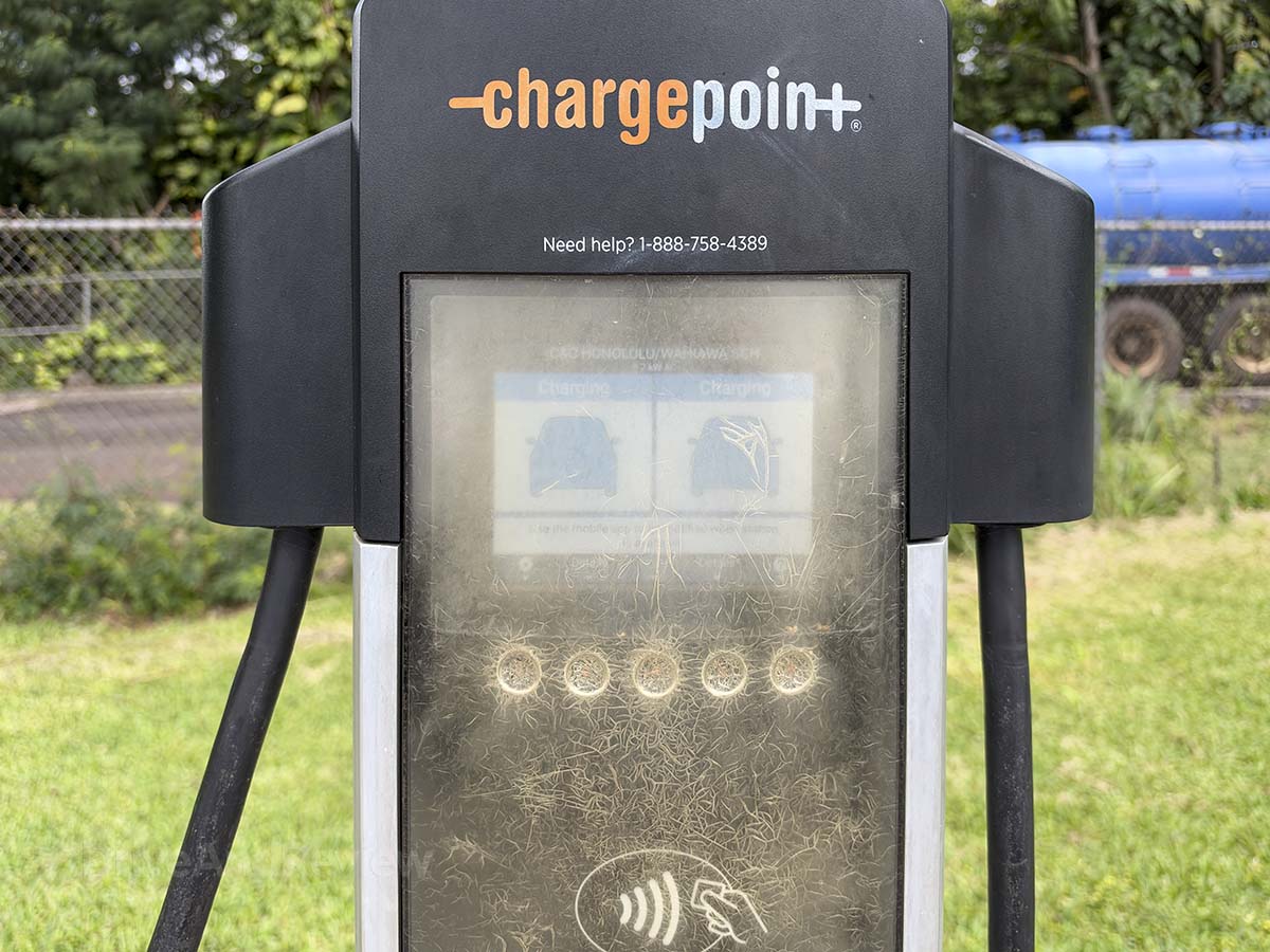 ChargePoint charging station in Honolulu with scratched screen that was almost impossible to see